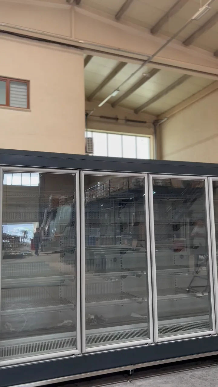 ثلاجة بباب زجاجي — Yaşarsan Refrigerating
