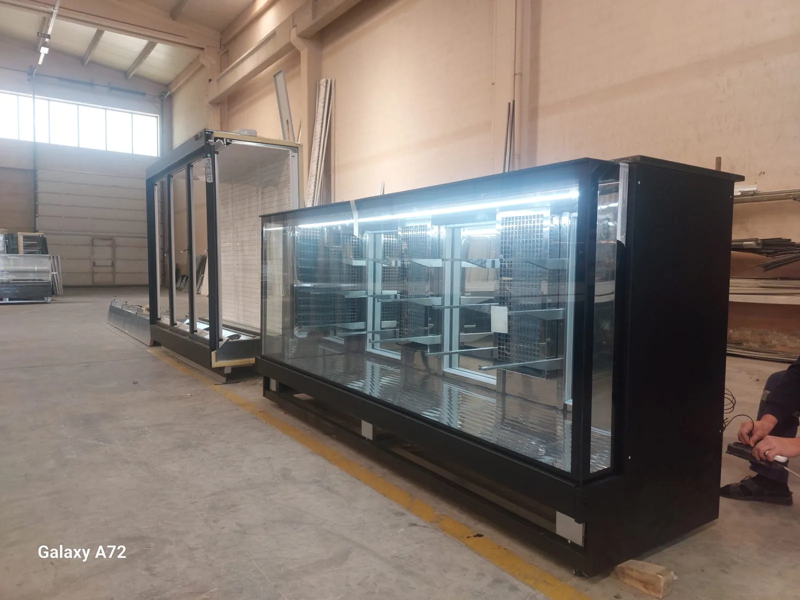 ثلاجة بباب زجاجي — Yaşarsan Refrigerating