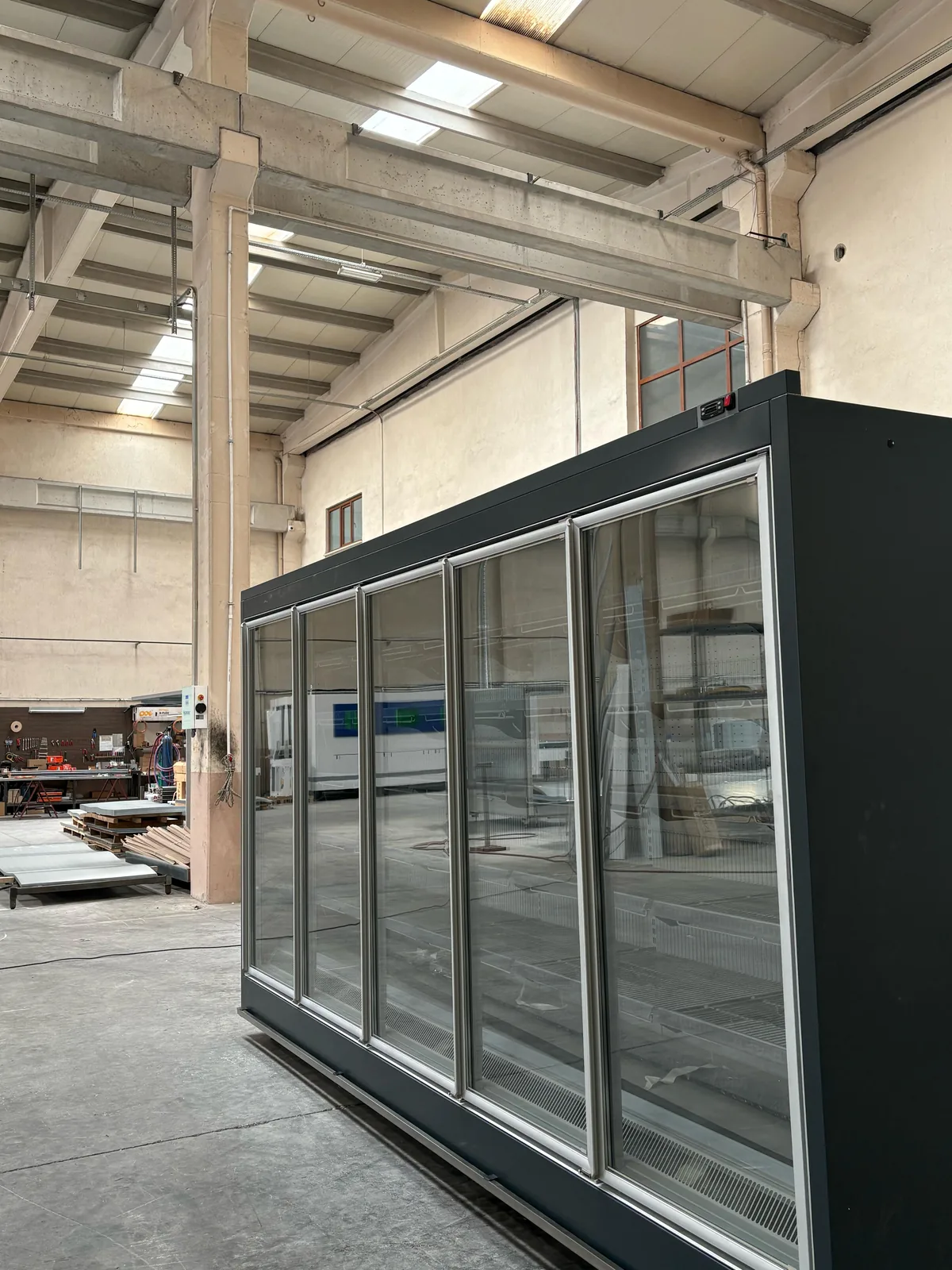 ثلاجة بباب زجاجي — Yaşarsan Refrigerating